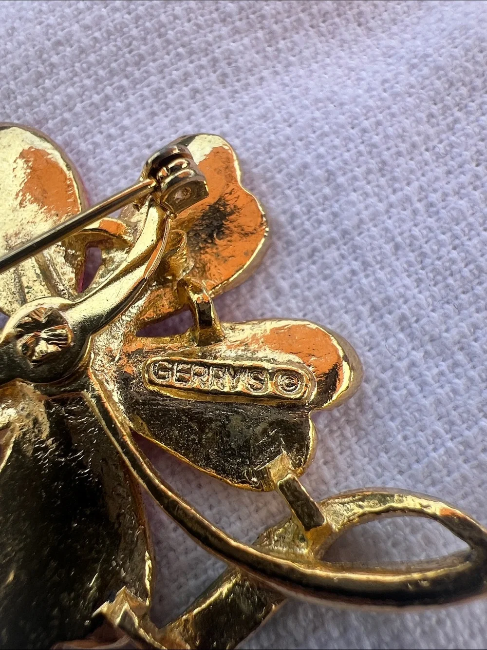 Gerry’s Vintage Pink Enamel Flower Brooch Gold-Tone Jewelry